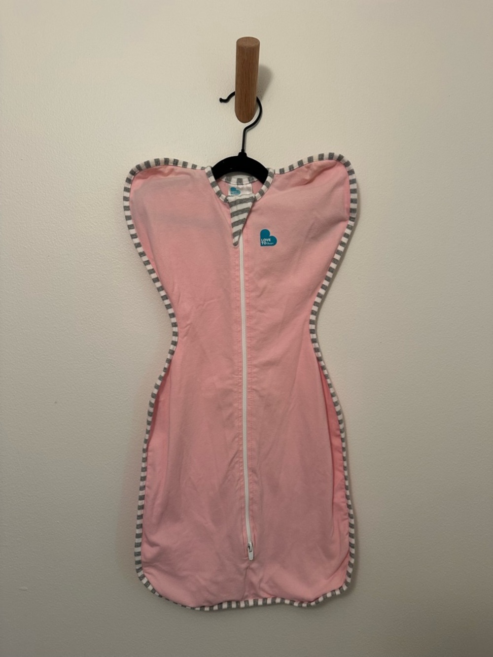 Love to Dream Swaddle - Small (8-13lbs) in Pink, 1.0 TOG
